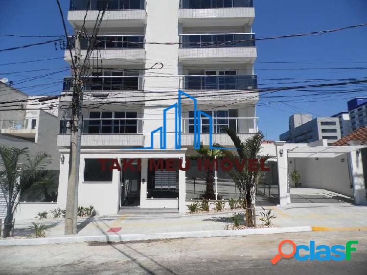 Apartamento com 3 Quartos à Venda, 124 m² por R$ 600.000