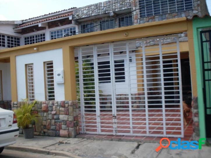 Casa en venta en urb. Parque Valencia