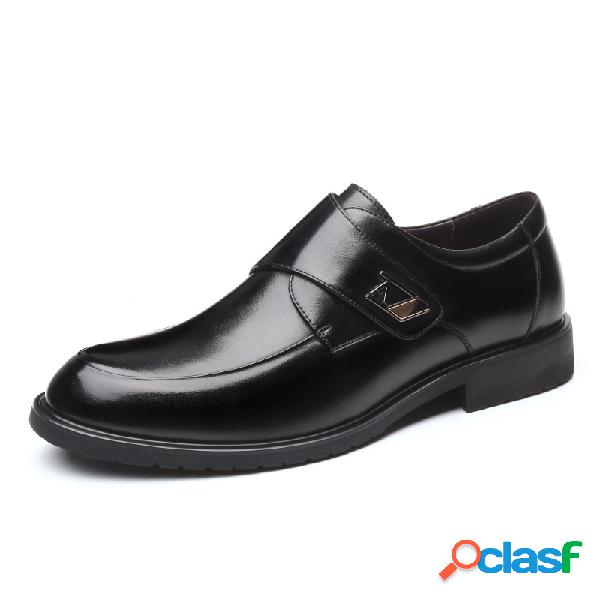 Homens Classic Negócios de fivela de metal Sapatos casuais