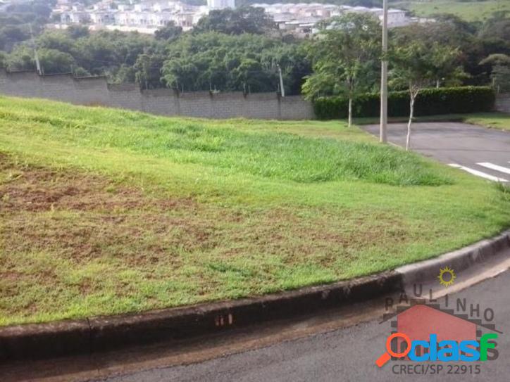 Lindo lote de esquina em condomínio!