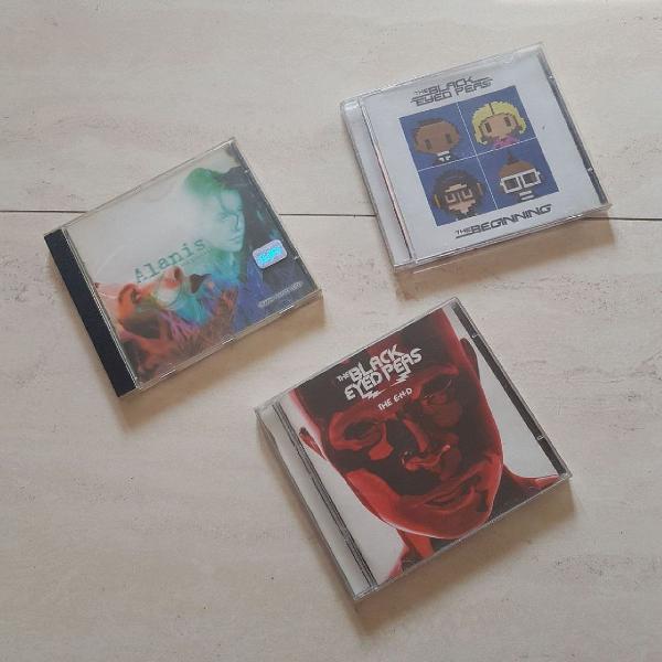 2 CDs Black Eyed Peas e 1 CD Alanis Morissette