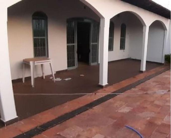Casa 4q prox a UFMT - Shopping