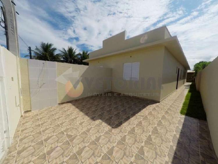 Casa NOVA com 2 dorm. sendo 1 suite e varanda gourmet -
