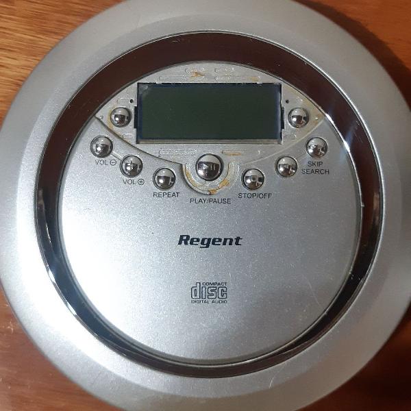 Discman prateado de 2005