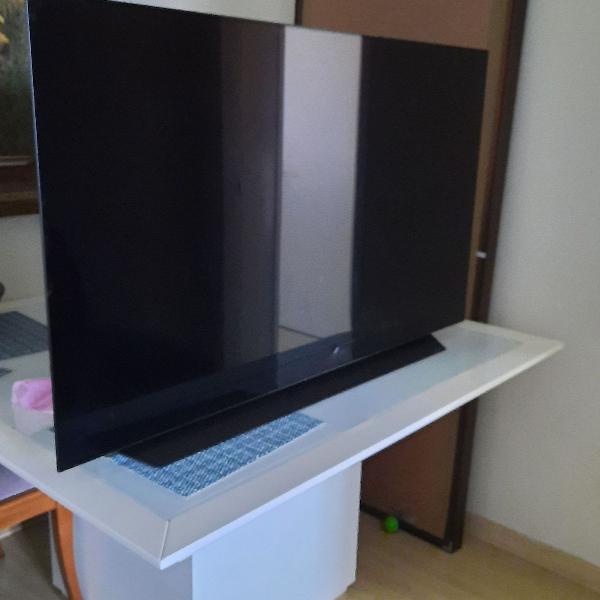 TV Oled com tela quebrada