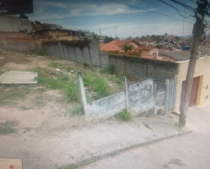Terreno de 360m2 no Bairro São Marcos em Belo Horizonte MG