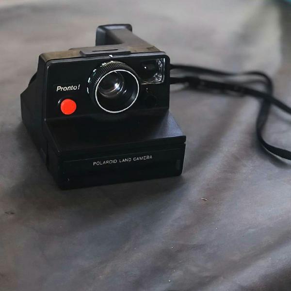 câmera polaroid modelo vintage