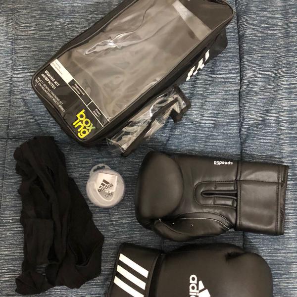 kit fight adidas: luvas de box + bandagem + bucal