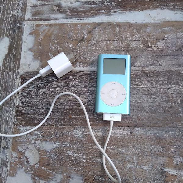 mini ipod azul