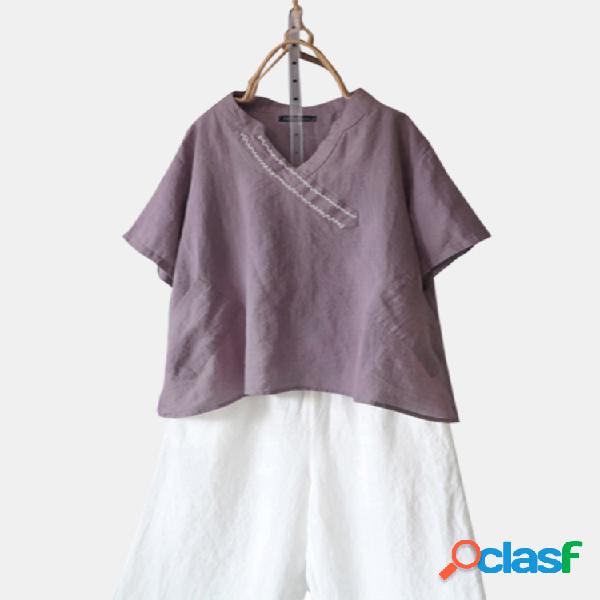 Blusa de cor sólida com decote em V de manga curta Plus