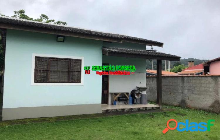 Casa 02 Dormitórios em Caraguatatuba