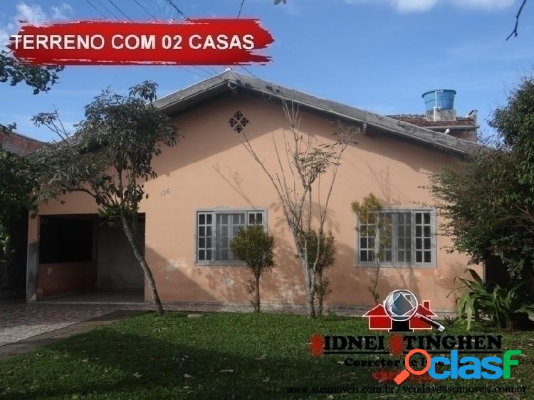 Confira. Duas casas no mesmo terreno, em Bal. Barra do Sul -