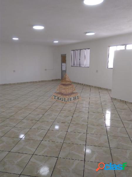 Linda sala comercial localizada no Tatuapé