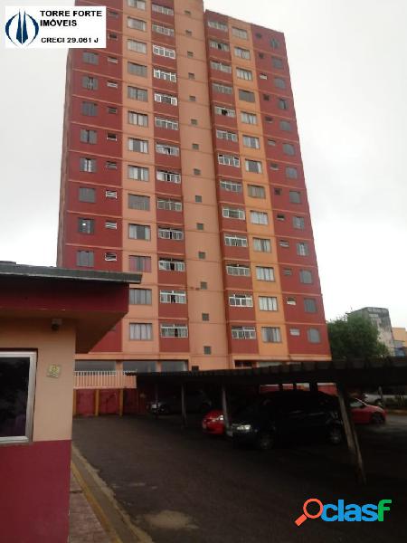 Lindo apartamento com 2 dormitórios e 1 vaga no Vila