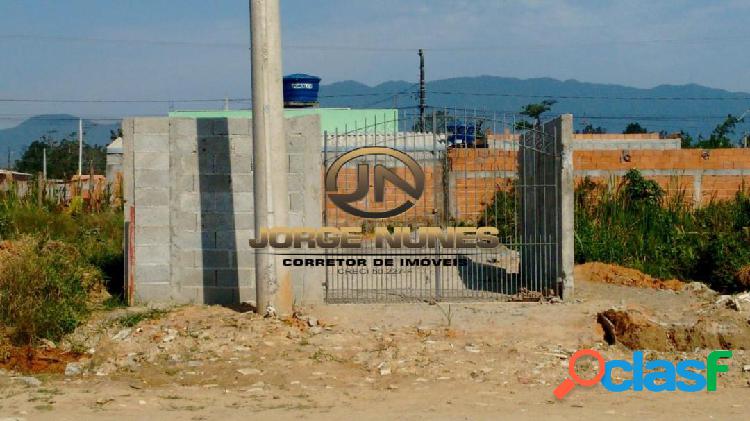 Terreno de meio lote 125mts² em Caraguatatuba