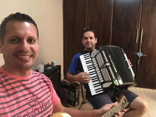 Aulas De:sanfona,teclado E Violão...toque Music 20 Anos.