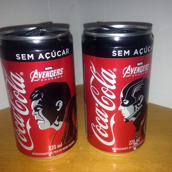 Coca Cola 2 Latas 220ml Vazias Hulk Capitão América