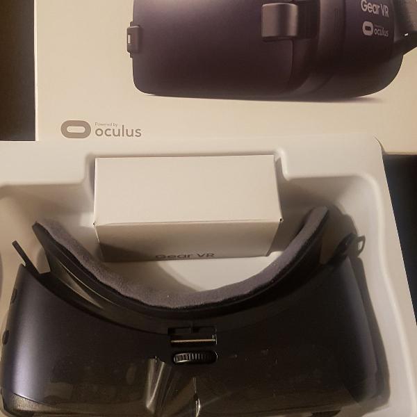 culos de realidade virtual Gear VR da Samsung