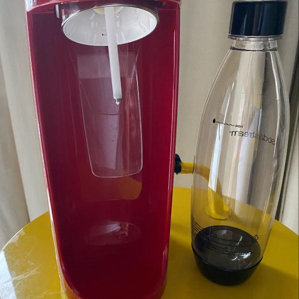 máquina para água com gás sodastream fizzi vermelha