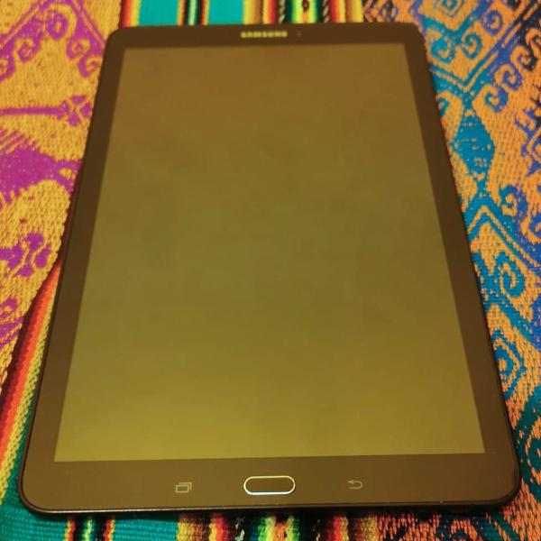 tablet samsung galaxy tab e 9.6''