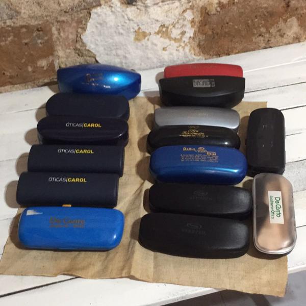 um combao com 15 case