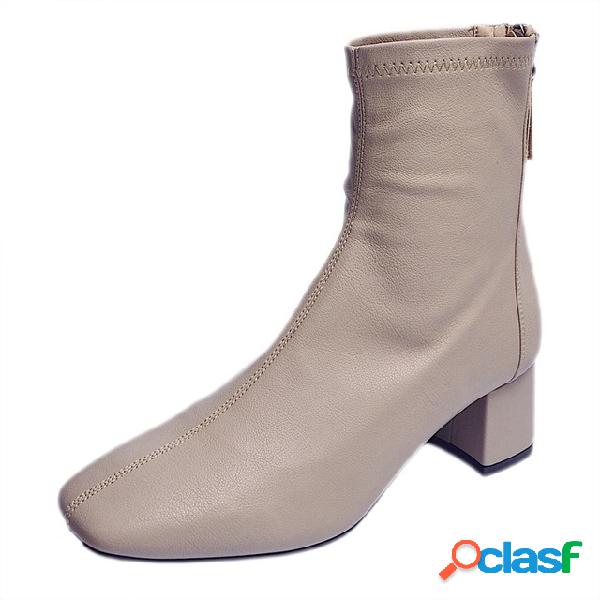 Botas de cabeça quadrada de couro para mulheres