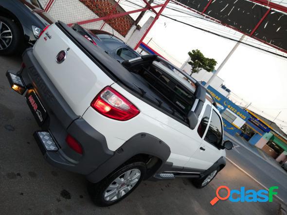 FIAT STRADA ADVENTURE 1.8 1.8 LOCKER FLEX CE BRANCO 2016 1.8