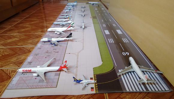 Miniatura Aeroporto escala 1:400 200 X 50cm Avião