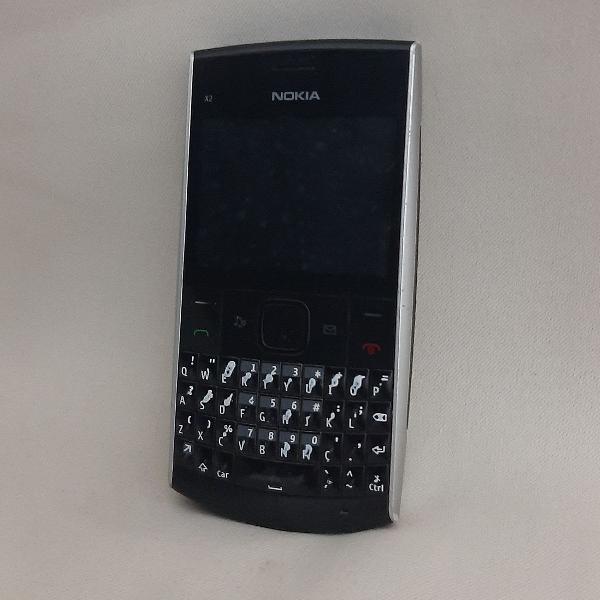 Nokia x2 com carregador