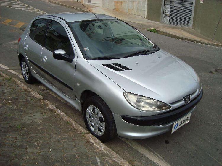 Peugeot 206 Presence 1.4/ 1.4 Flex 8v 5p