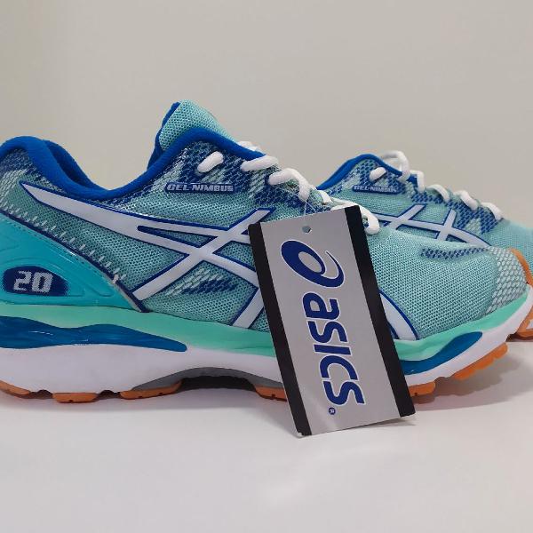 Tênis Asics masculina ou feminino.