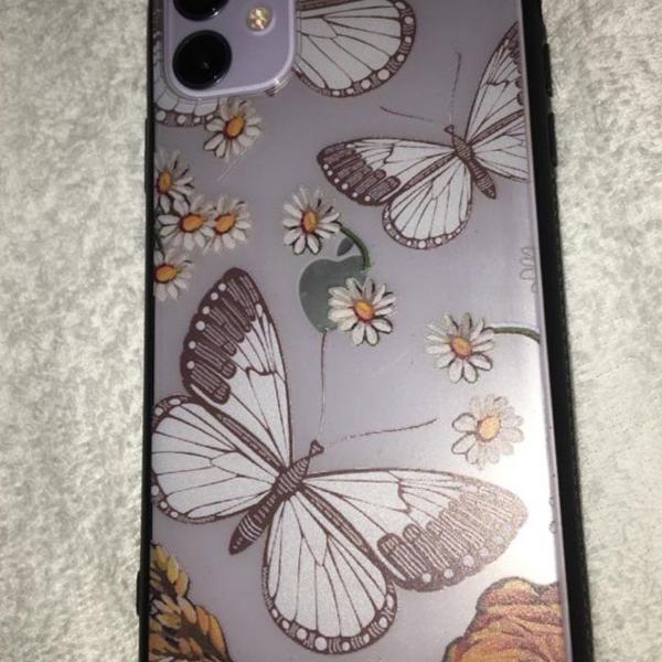 iphone 11normal- borboletas claras