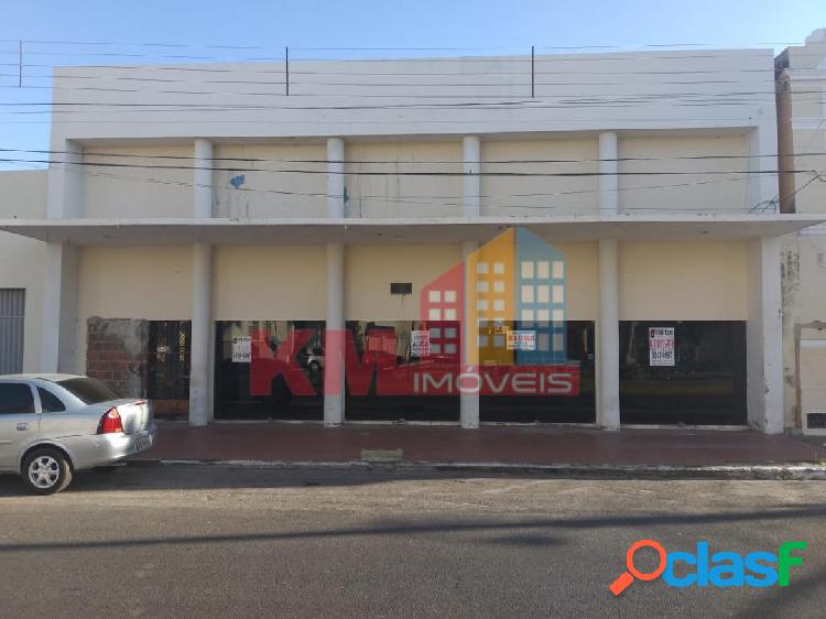 Aluga-se prédio comercial no Centro de Mossoró