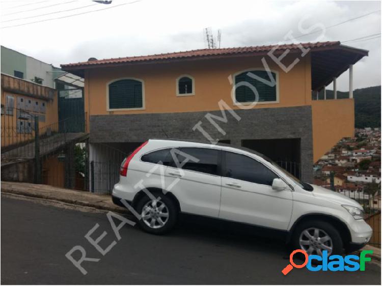 Apartamento com 3 dorms em Poços de Caldas - Nossa Senhora