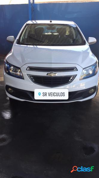 CHEVROLET ONIX HATCH LT 1.0 8V FLEXPOWER 5P MEC. BRANCO 2014