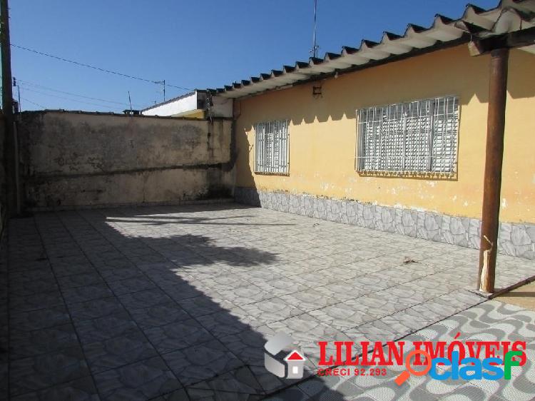 Casa com Edicula perto da Praia