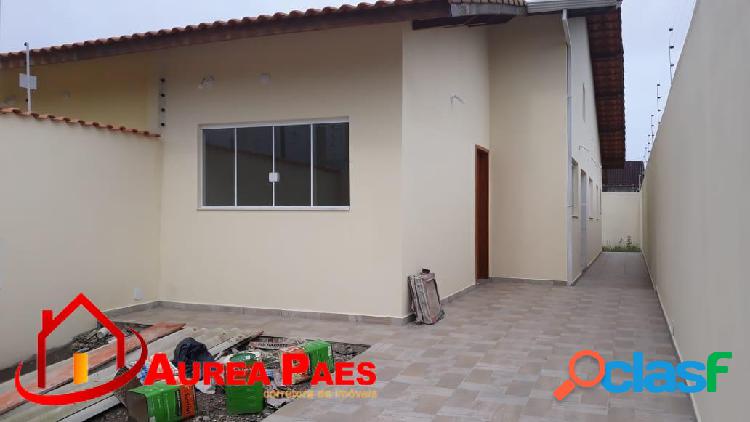 Linda casa nova, excelente acabamento, moveis planejados