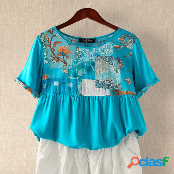 T-shirt assimétrica de manga curta com patch de impressão