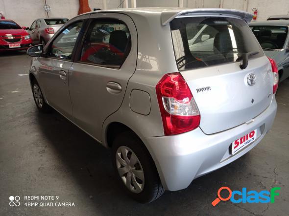 TOYOTA ETIOS XS 1.5 FLEX 16V 5P MEC. PRATA 2016 1,5 FLEX