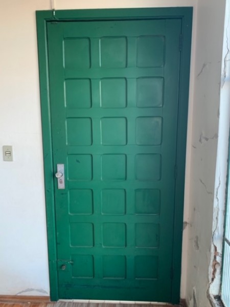 VENDO PORTA ENTRADA