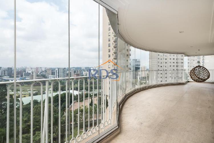 Apartamento à venda no Panamby - São Paulo, SP. IM165431