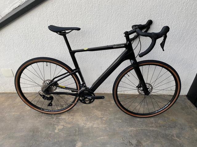 Bicicleta Gravel Cannondale Topstone Carbon 105 2020