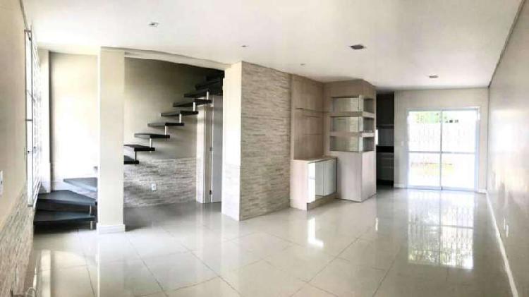Casa para venda com 84 metros quadrados 3 quartos em