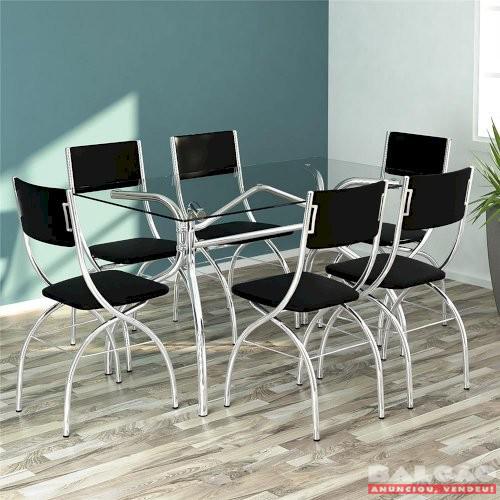 Conjunto de mesa com tampo preto e 6 cadeiras