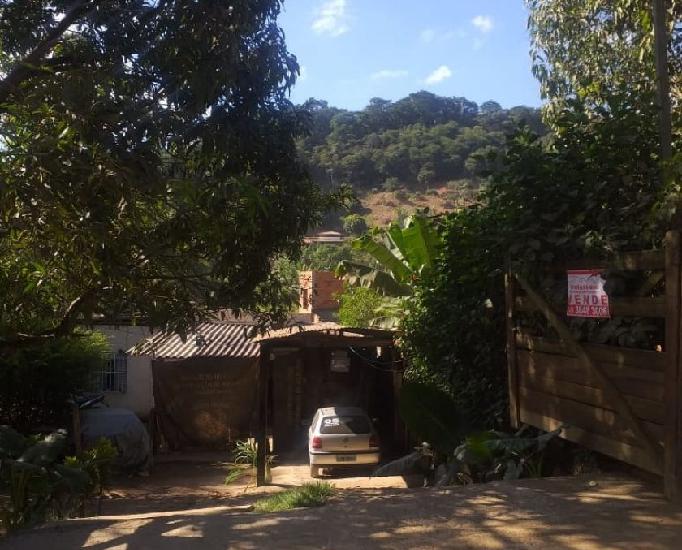 Vendo chácara com casa