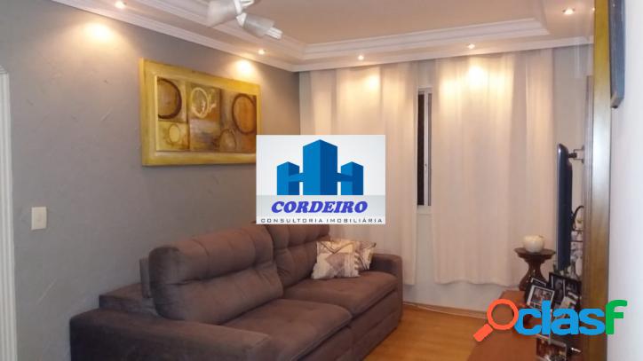 Apartamento de 02 dormitórios em Santo André