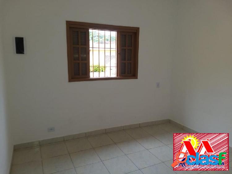 Casa em Mongaguá R$160.000,00 a 550mts da Praia na Mendes