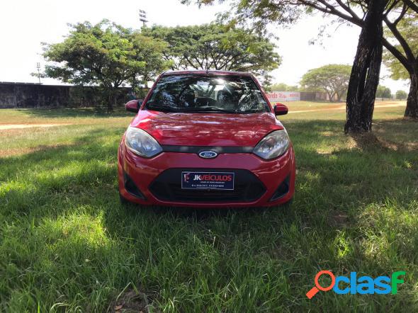 FORD FIESTA 1.0 8V FLEXCLASS 1.0 8V FLEX 5P VERMELHO 2011