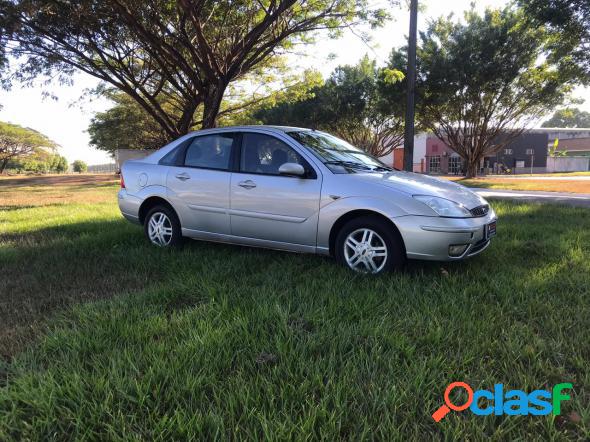 FORD FOCUS SEDAN 1.61.6 FLEX 8V16V 4P MEC. PRATA 2008 1.6