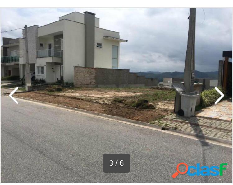 Lote à Venda no Condomínio Jaguary Urbanova- Sjc com vista